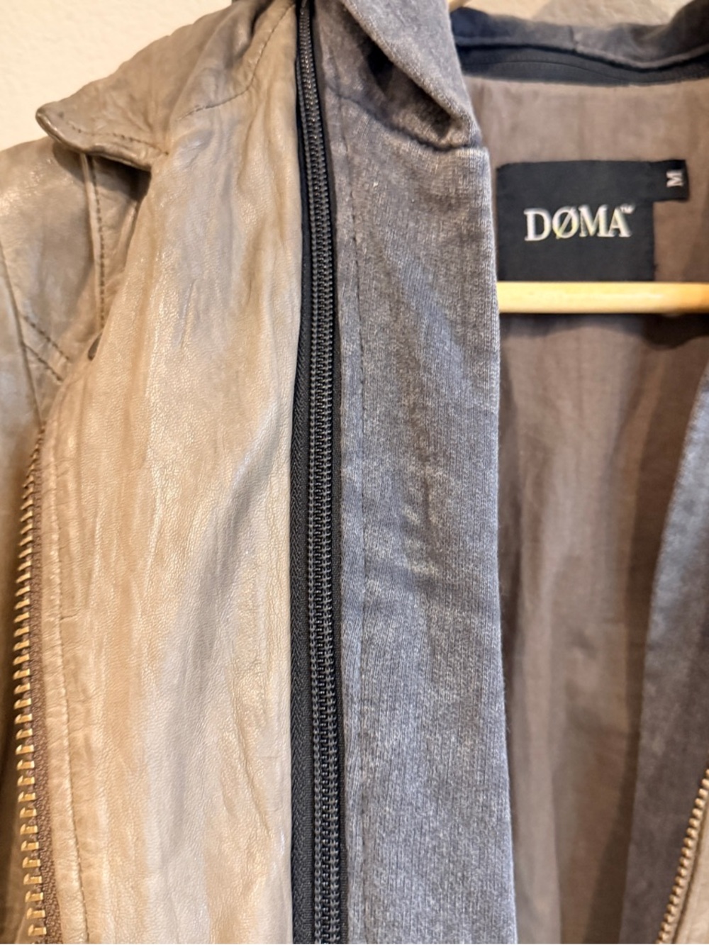 DOMA Leather Moto Jacket Taupe Brown Removable Hood Distressed Moto M - Picture 8 of 9
